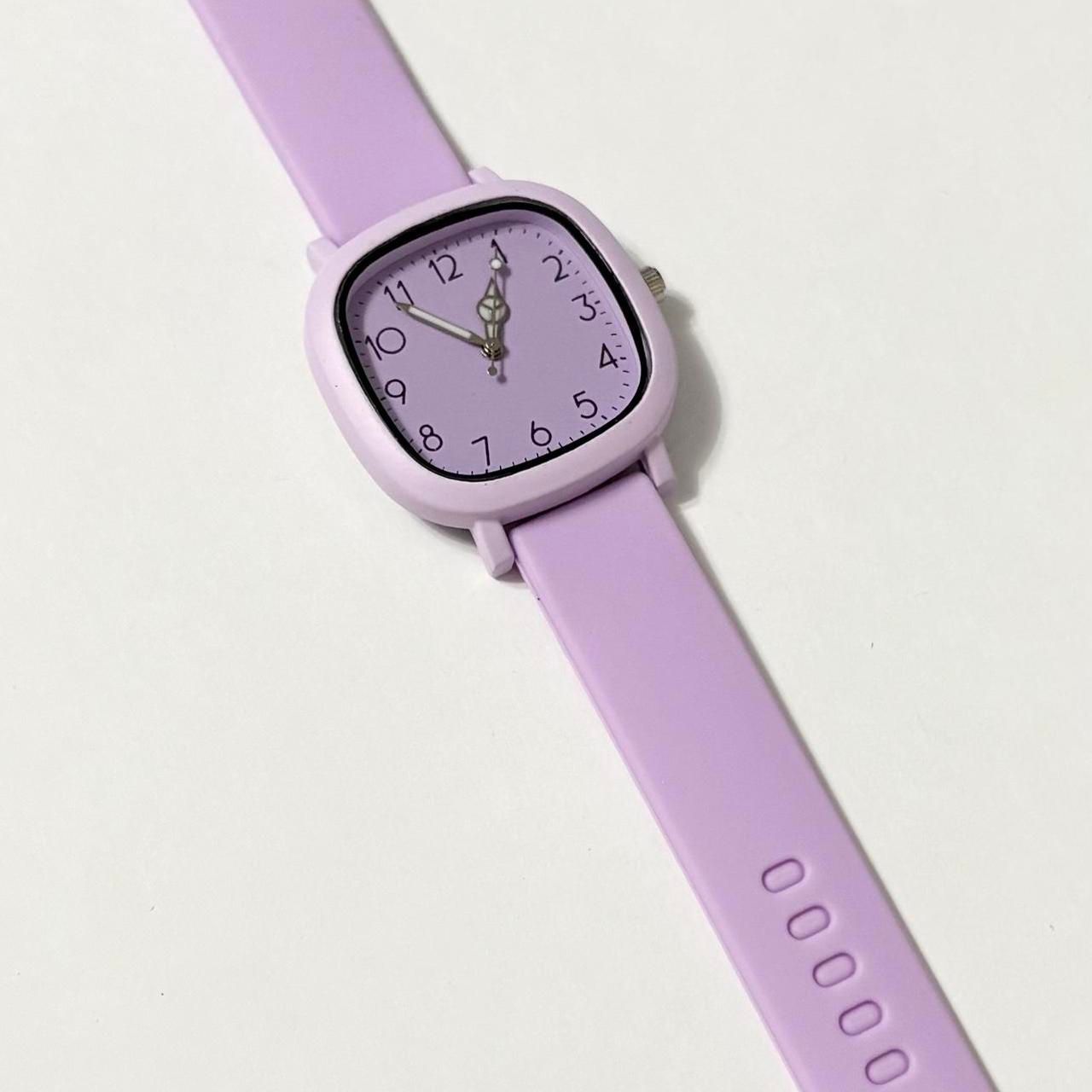 Ladies Quartz Watch With Stainless Steel Case Silicone Band